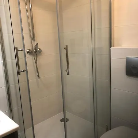 Familienurlaub Am See شقة