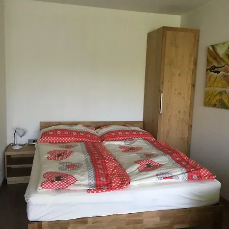 شقة Familienurlaub Am See بودينسدورف