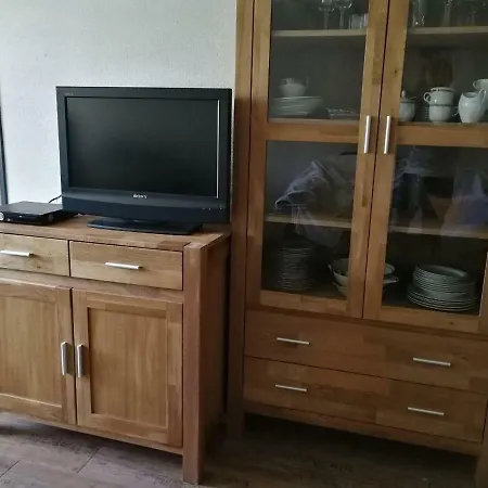 Familienurlaub Am See شقة